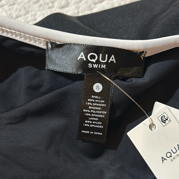 Aqua Bloomingdale’s exclusive Bikini Bottom. NWT. Small - Picture 5 of 9